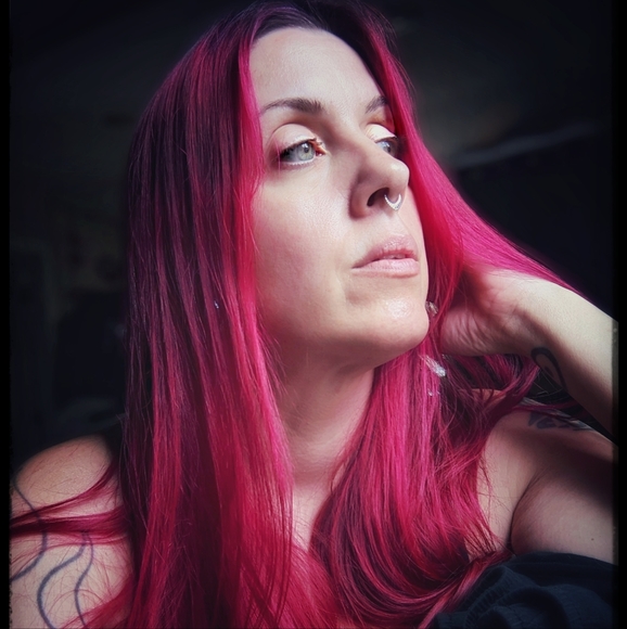 Meet your Posher, Tiffany, The Witchy Chambers - Picture 4 of 8